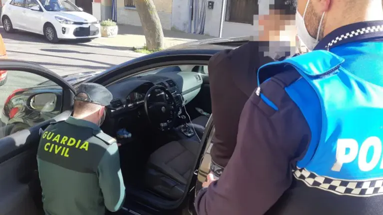 Detención de un joven en Corella que conducía sin carné y con speed y marihuana GUARDIA CIVIL