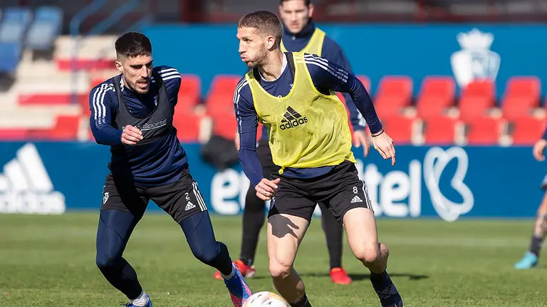 Nacho Vidal y Darko Brasanac en un entrenamiento en Tajonar. CA Osasuna.