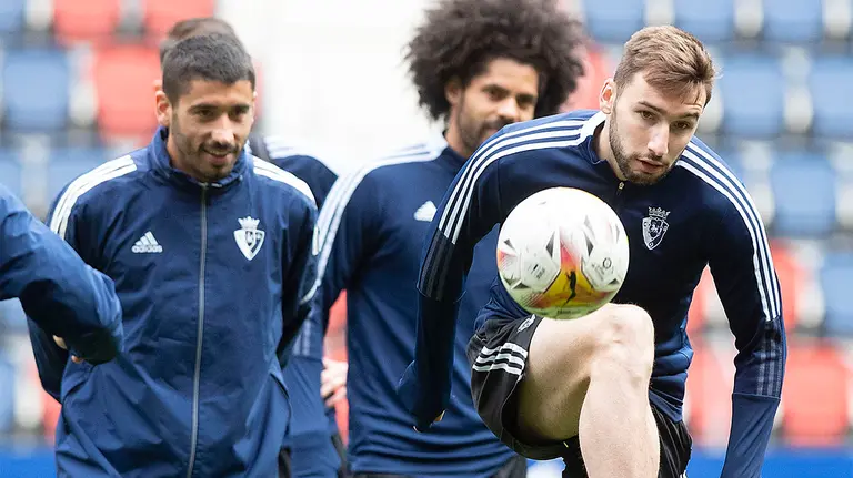 Entrenamiento en El Sadar con Cote, Aridane y Moncayola. CA Osasuna.