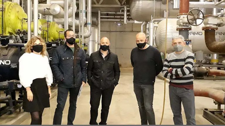 De izquierda a derecha: Isabel Violade (CAT),  José Ángel Aldeondo, Juan Manuel Aldeondo y Fernando Aldeondo (Frigoríficos Falcón) y Jesús Sesma (CAT). GOBIERNO DE NAVARRA