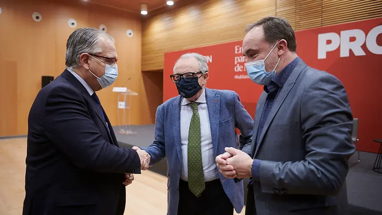 Jornada sobre el Amejoramiento del Fuero y el Convenio Econ&oacute;mico organizada por UPN. PABLO LASAOSA