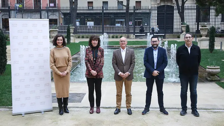 Iosune Pascual, Cristina Bayona, Bernardo Ciriza, Jesús María Rodríguez y Ángel Labiano. GOBIERNO DE NAVARRA