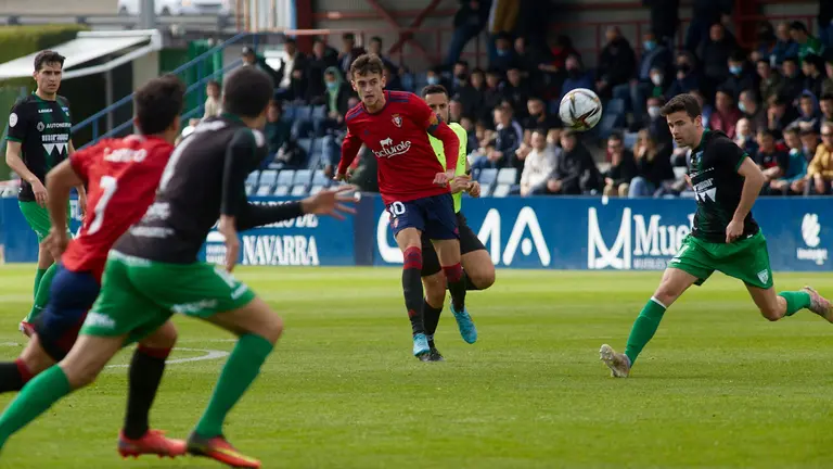 Jornada 29 de la liga de Segunda RFEF entre Osasuna Promesas y Sestao River disputado en las instalaciones de Tajonar. IÑIGO ALZUGARAY