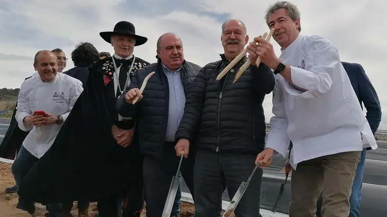 Pedro Subijana, homenajeado en la'Cata del Primer Espárrago de Navarra, inicio de la temporada de verduras de primavera. REYNO GOURMET