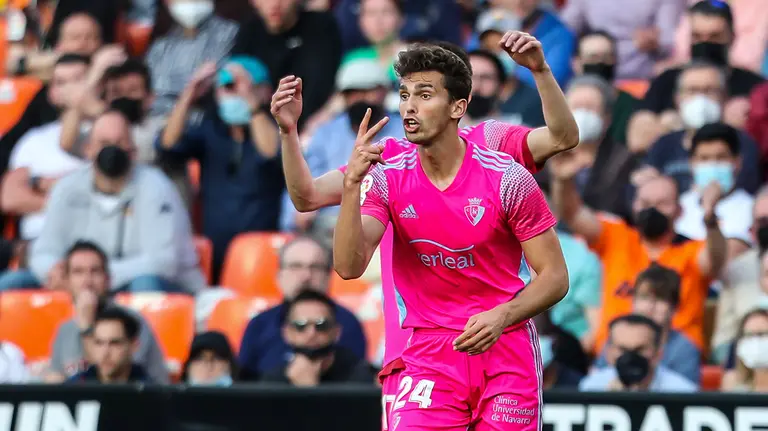 Lucas Torro en el partido Valencia - Osasuna en Mestalla. Ivan Terron / AFP7 / Europa Press