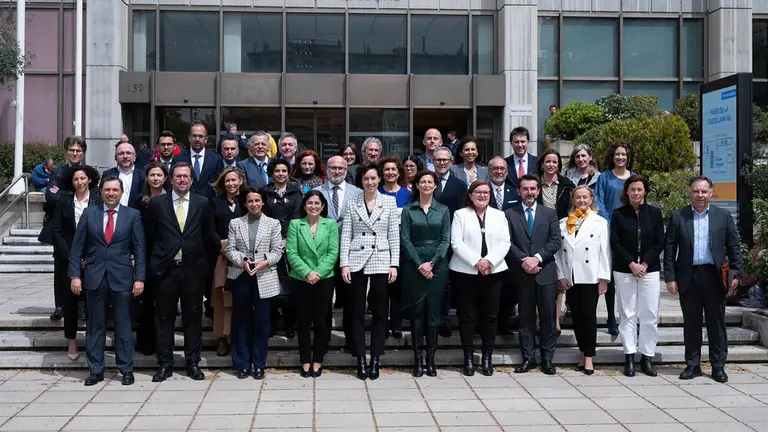 Foto de grupo de la Alianza del PERTE para la Salud de Vanguardia - GOBIERNO DE NAVARRA