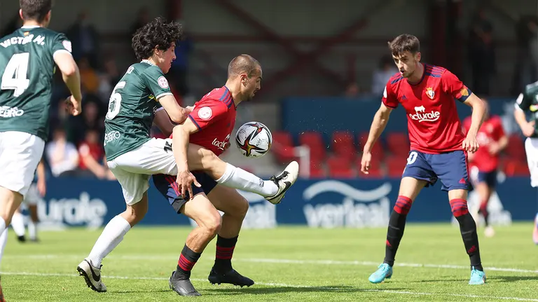 Partido de segunda RFEF entre Osasuna Promesas y UD Logroñés B en Tajonar. CA Osasuna.