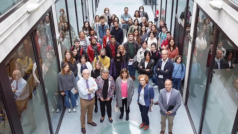 29/04/2022 Margarita del Val, junto a asistentes a la charla, directores de escuela e instituto de investigación y miembros del equipo rectoral.
SALUD ESPAÑA EUROPA SOCIEDAD NAVARRA
UPNA

