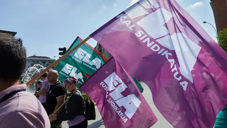Manifestación del sindicato ELA con motivo del 1 de Mayo. IÑIGO ALZUGARAY