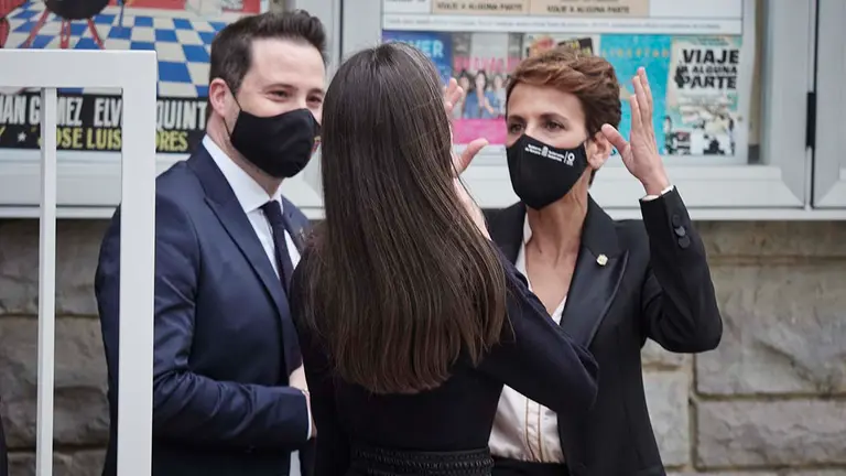 El alcalde de Tudela, Alejandro Toquero; la reina Letizia y la presidenta de Navarra, María Chivite / ARCHIVO
Eduardo Sanz / Europa Press