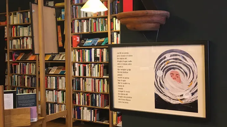 Imagen de la librería. WALDEN LIBRERÍA CAFÉ