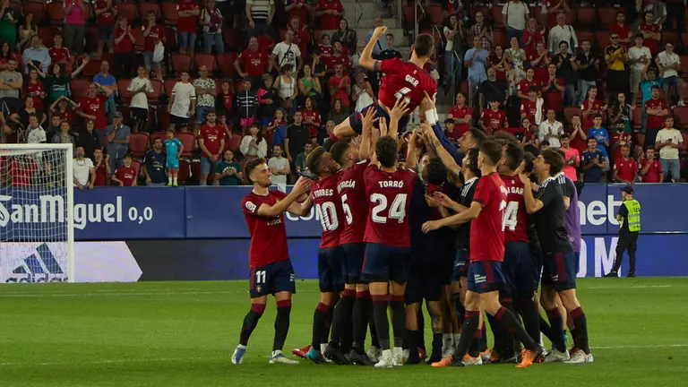 Partido de La Liga Santander entre Osasuna y Mallorca disputado en el estadio de El Sadar. IÑIGO ALZUGARAY