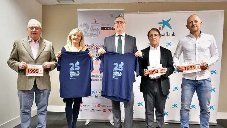 Presentación de la vigésimo quinta edición del Día de la Bicicleta 2022. PABLO LASAOSA