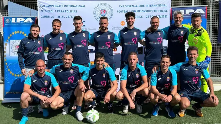 Equipo de la policía municipal de Pamplona en el torneo de Cambrils. Cedida.