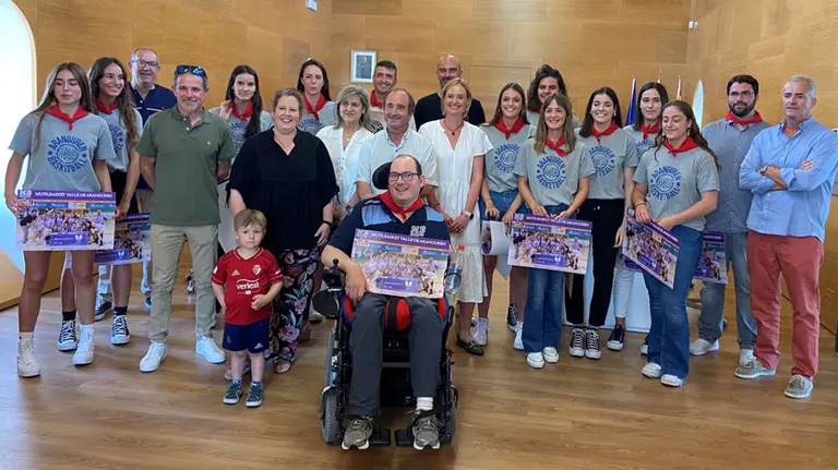 Multilbasket en la sala de recepciones del Ayuntamiento del Valle de Aranguren. @Mutilbasket