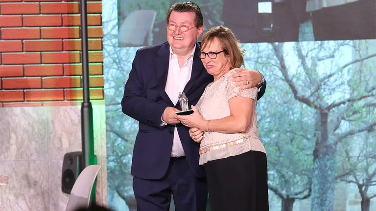 Belén Andueza Murguialday recibiendo el premio. CEDIDA