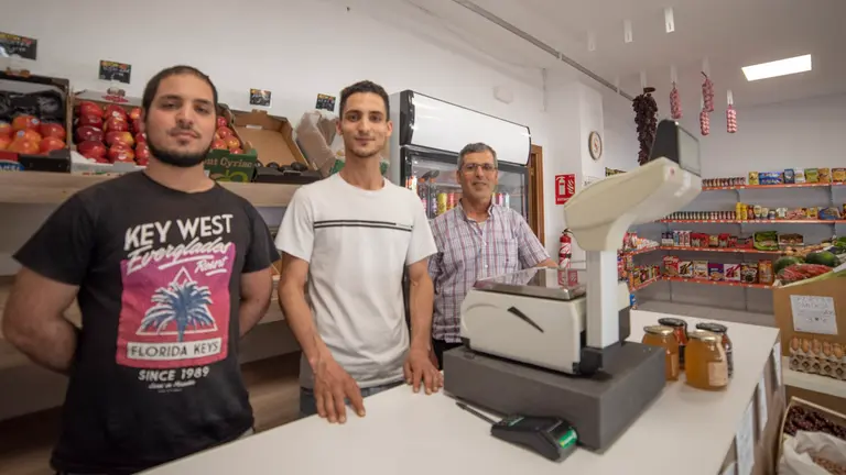 Reportaje en FruterÍa Los Fosos en Iturrama. IRAITZ IRIARTE.