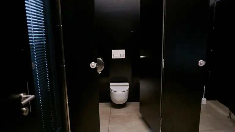 Nuevos baños totalmente reformados de la Ciudadela de Pamplona. PABLO LASAOSA