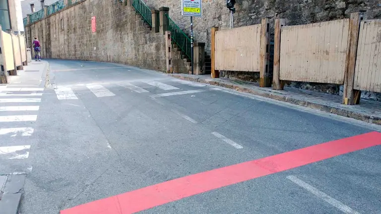 El límite que no pueden traspasar los corredores del encierro se adelanta 10 metros estos Sanfermines.