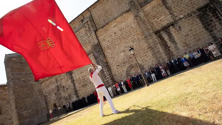 Homenaje a los reyes y reinas del antiguo Reino de Navarra, en el Monasterio de Leyre. GOBIERNO DE NAVARRA
