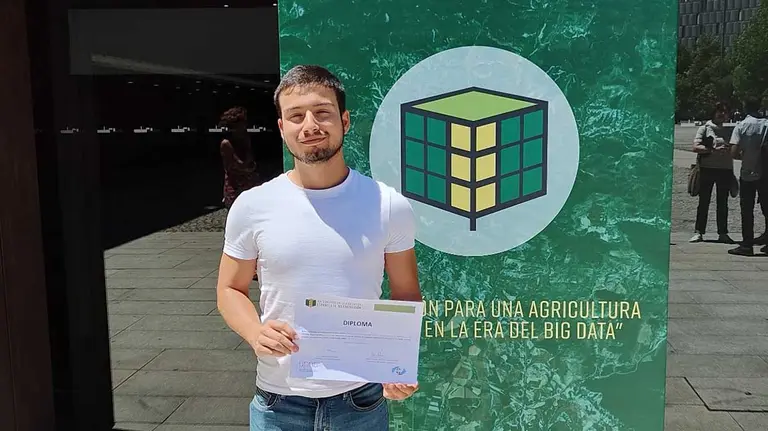 Un ingeniero de Tracasa Instrumental logra el premio al mejor póster en el Congreso de la Asociación Española de Teledetección. TRACASA