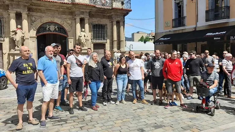 Representantes de la Federación de Peñas de Pamplona, Herri Sanferminak, Comité de Fiestas de la Diversidad Cultural y Auzoak, durante la rueda de prensa. EUROPA PRESS