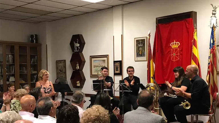 La Pamplonesa toca en el hogar navarro de Zaragoza. GOBIERNO DE NAVARRA