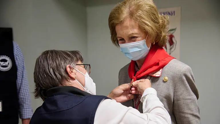 Visita Reina Emérita Doña Sofía al Banco de Alimentos. BANCO DE ALIMENTOS