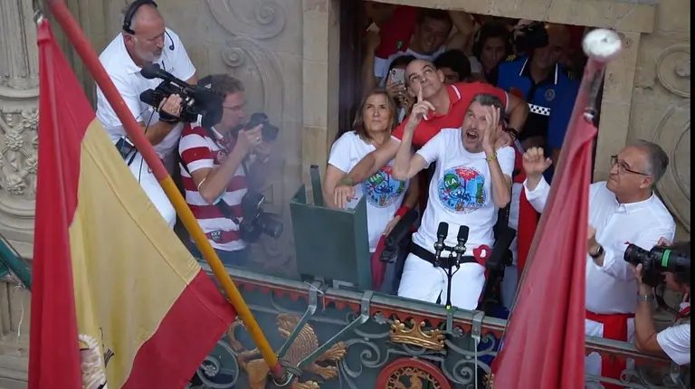 Imagen aérea del dron de la plaza del Ayuntamiento. ARCHIVO