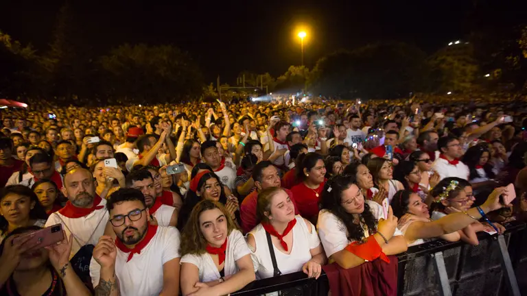 Concierto de La Oreja de Van Gogh en la Plaza de los Fueros durante la noche del 10 al 11 de julio de San Fermín 2022. ALEJANDRO VELASCO