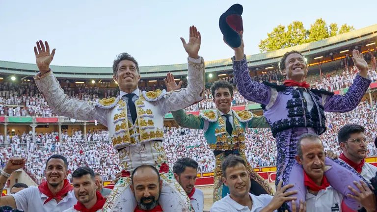 Cuarta corrida de la Feria del Toro de San Fermín 2022 con toros de la ganadería La Palmosilla para los diestros Rafaelillo, Manuel Escribano y Leo Valadez. IÑIGO ALZUGARAY