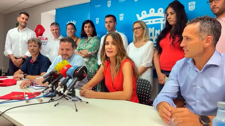 Los responsables de las residencias de ancianos de Tudela lanzarán el cohete de fiestas de Santa Ana.