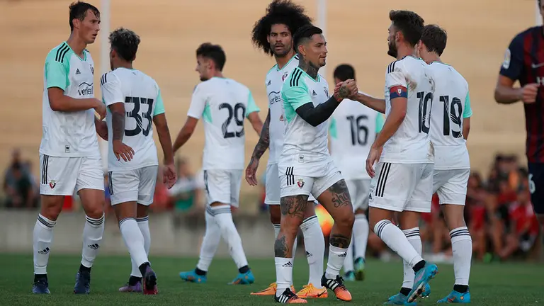 Osasuna disputa un partido amistoso ante el Huesca en Mendigorría. CA OSASUNA (4)