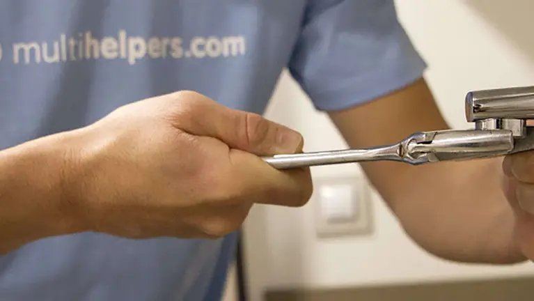 La empresa de origen navarro Multihelpers, que ofrecerá un nuevo servicio a domicilio para Media Markt.