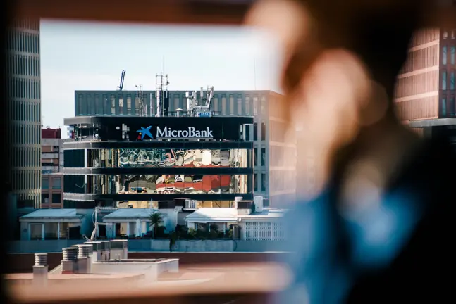 MicroBank concede 8,1 millones de euros a proyectos de Navarra. CAIXABANK
