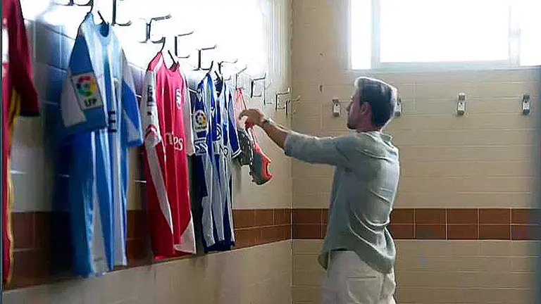 fotograma del video con el que Nacho Monreal anuncia que cuelga las botas. INSTAGRAM.