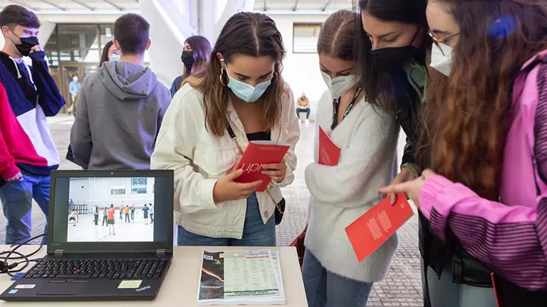 Imagen de archivo de una jornada de bienvenida en la UPNA. CEDIDA