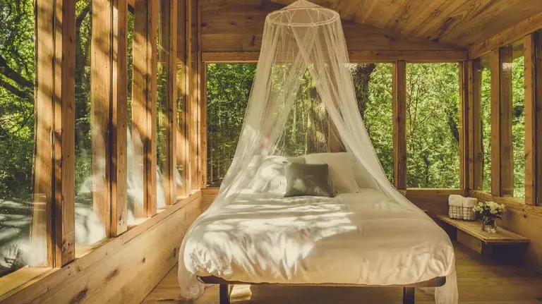 5 alojamientos originales en Navarra para despedir el verano por todo lo alto. Foto: Basoa Suites.