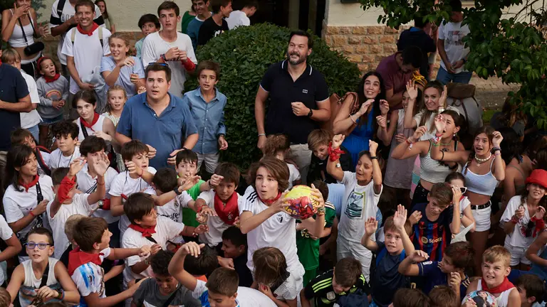 Chupinazo de las fiestas de Cizur 2022 a cargo de ASPACE. PABLO LASAOSA