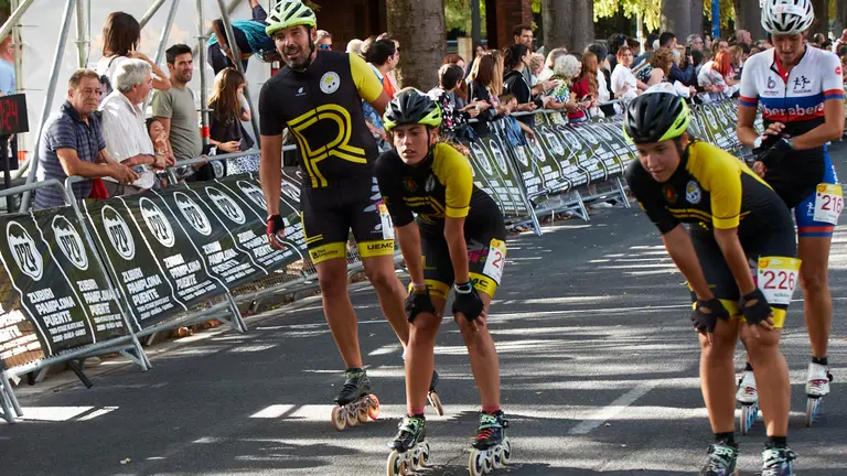 Primera etapa de la XIII edición de la P2P Skate Race Zubiri–Pamplona-Puente, considerada como la prueba más dura del mundo en el patinaje. IÑIGO ALZUGARAY