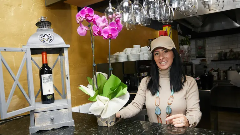 Bar Amanecer en la calle Esquíroz 5 de Pamplona. IÑIGO ALZUGARAY
