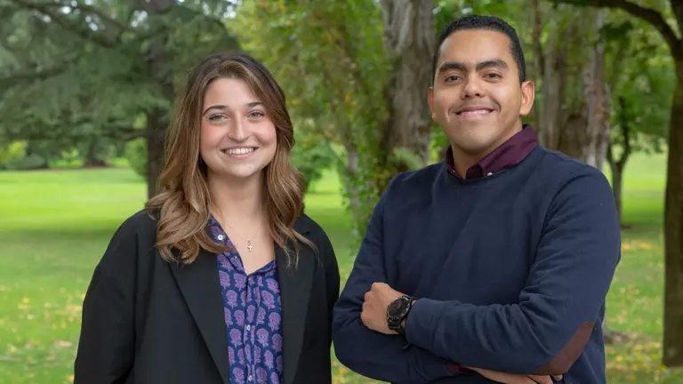 Óscar Tineo y Marta Olaizola son los nuevos delegado y subdelegada de la Universidad de Navarra. CEDIDA