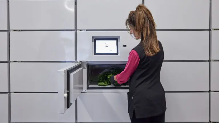 Taquillas inteligentes en el mercado del Ensanche. CEDIDA