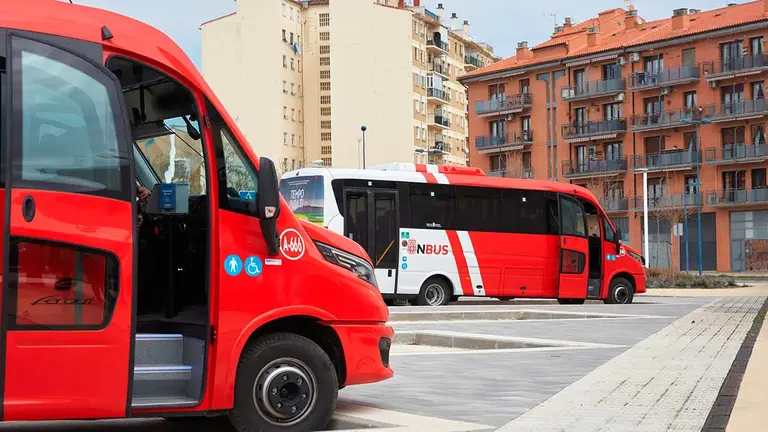 Dos autobuses en las dársenas de la estación de Tafalla. GOBIERNO DE NAVARRA