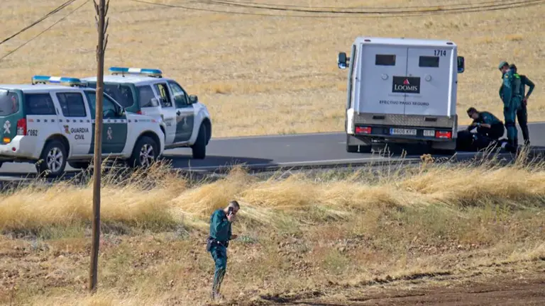 Un atricherado mata a dos personas en Argamasilla de Calatrava (Ciudad Real) antes de ser abatido por la Guardia Civil EFE/Jesús Monroy