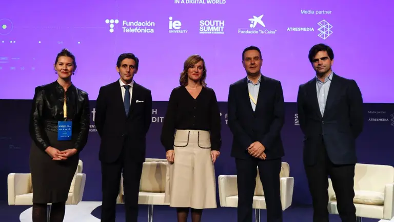 2-Fleming-Alvarez-Pallete-Alegria-Bertolin-del-Alcazar-enlightED (1)