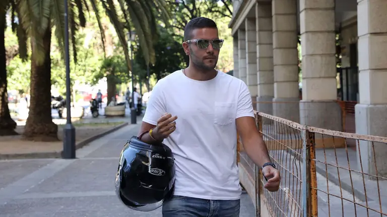 Ángel Boza , miembros de 'La Manada' a la llegada a los juzgados de Sevilla. JESÚS PRIETO / EUROPA PRESS