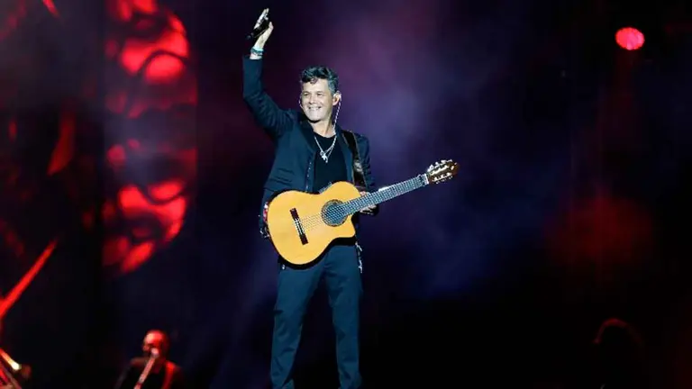 Alejandro Sanz en concierto. ALEJANDROSANZ.COM