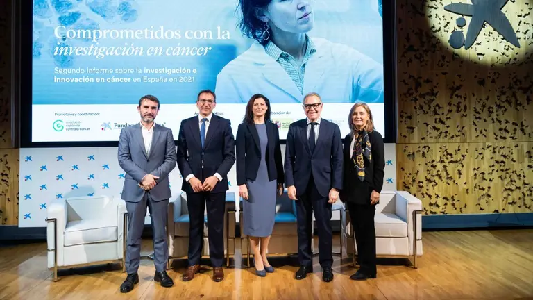 El informe no percibe cambios en el liderazgo femenino o la entrada de talento joven. CEDIDA