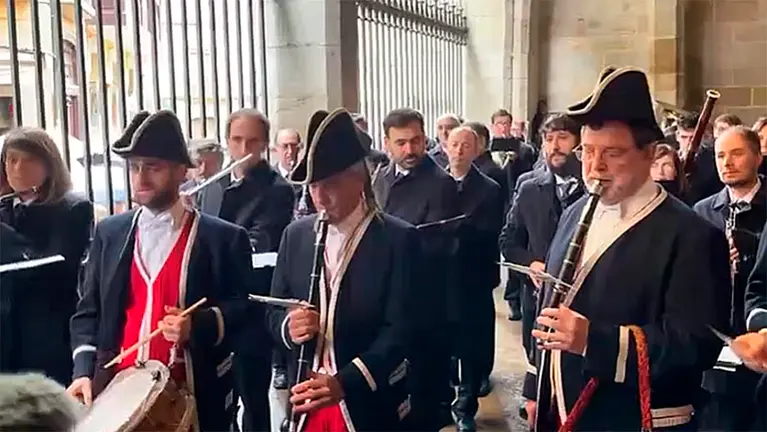 Los gaiteros y chistularis de Pamplona dedican la aurora a San Saturnino.  CEDIDA